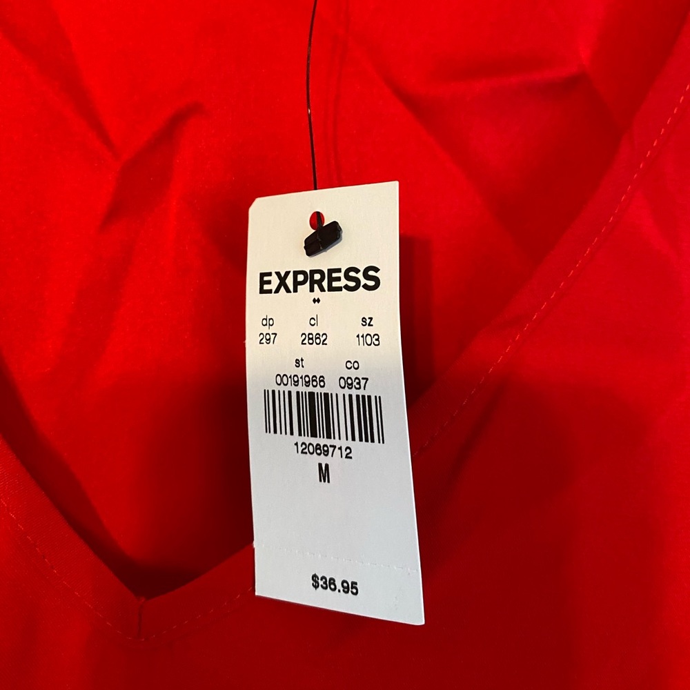 Express Top - Picture 2 of 2